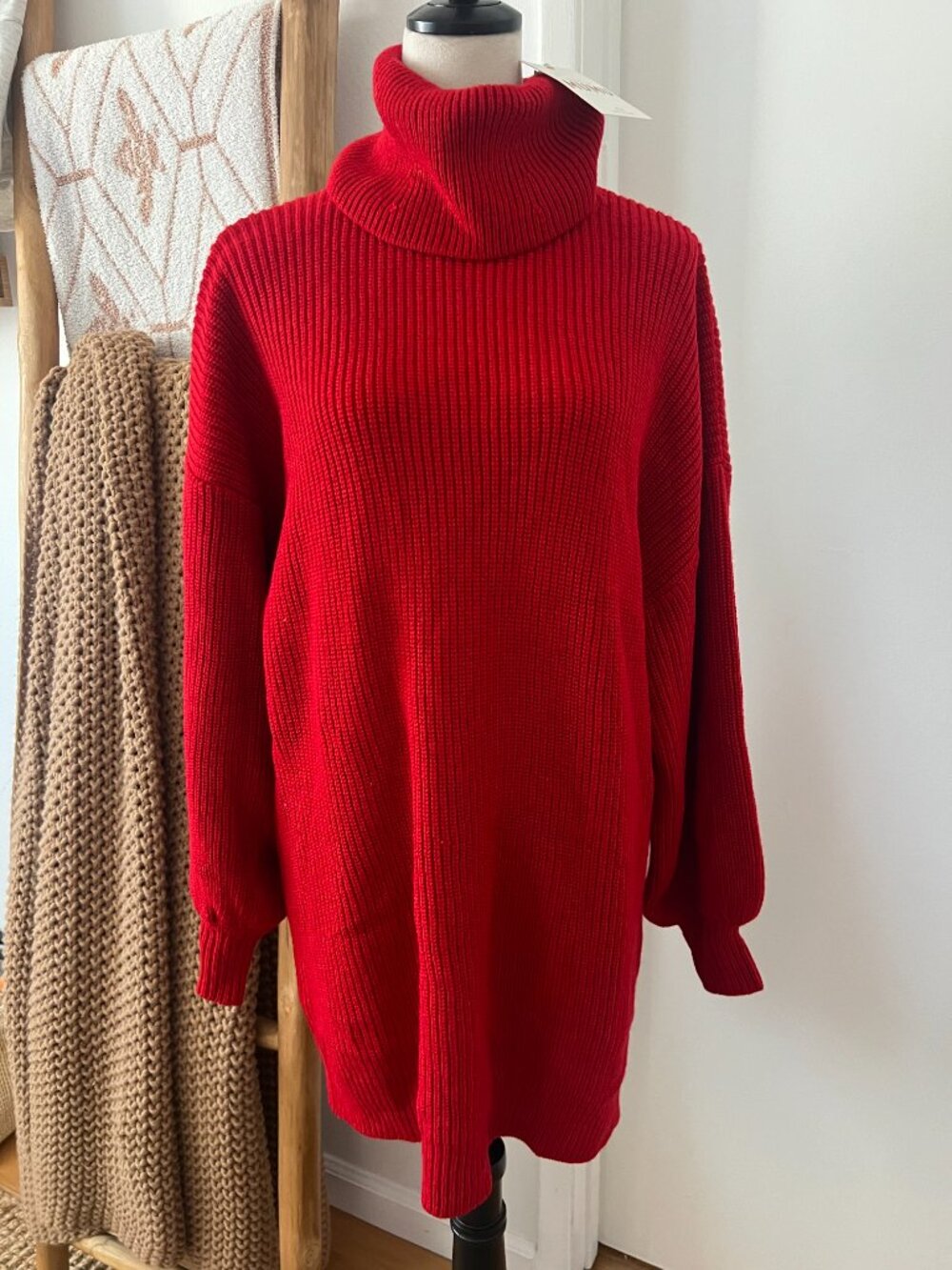 NWT Show Me Your Mumu Ribbed Turtleneck Sweater Dress Red Size M